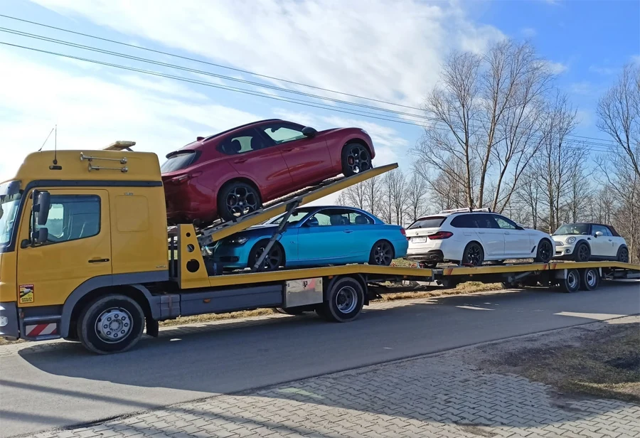 Przewóz pojazdów na lawetach